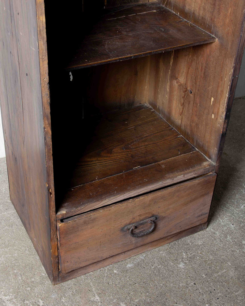 
                  
                    Old Narrow Shelf
                  
                