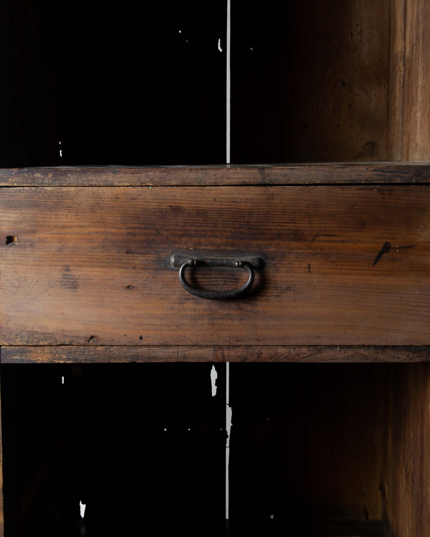 
                  
                    Old Narrow Shelf
                  
                