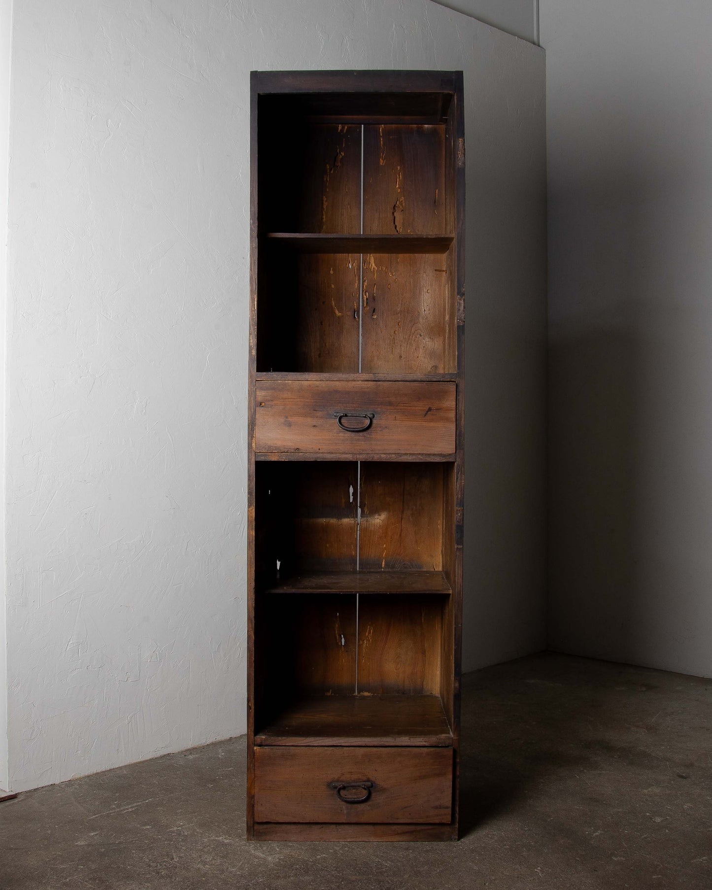 
                  
                    Old Narrow Shelf
                  
                