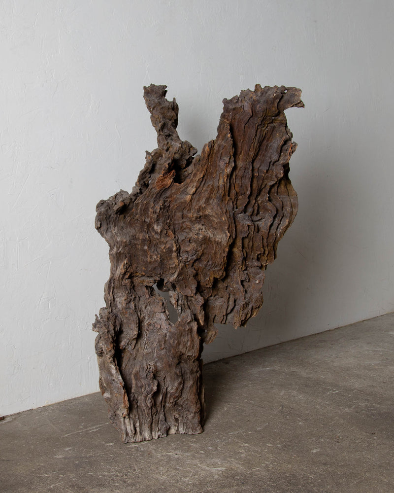 
                  
                    Old Wood Objet
                  
                